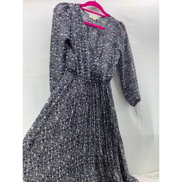 Indigo Rose PS women’s pleted blue, and white floral  cottagecore midi dress - Picture 2 of 7